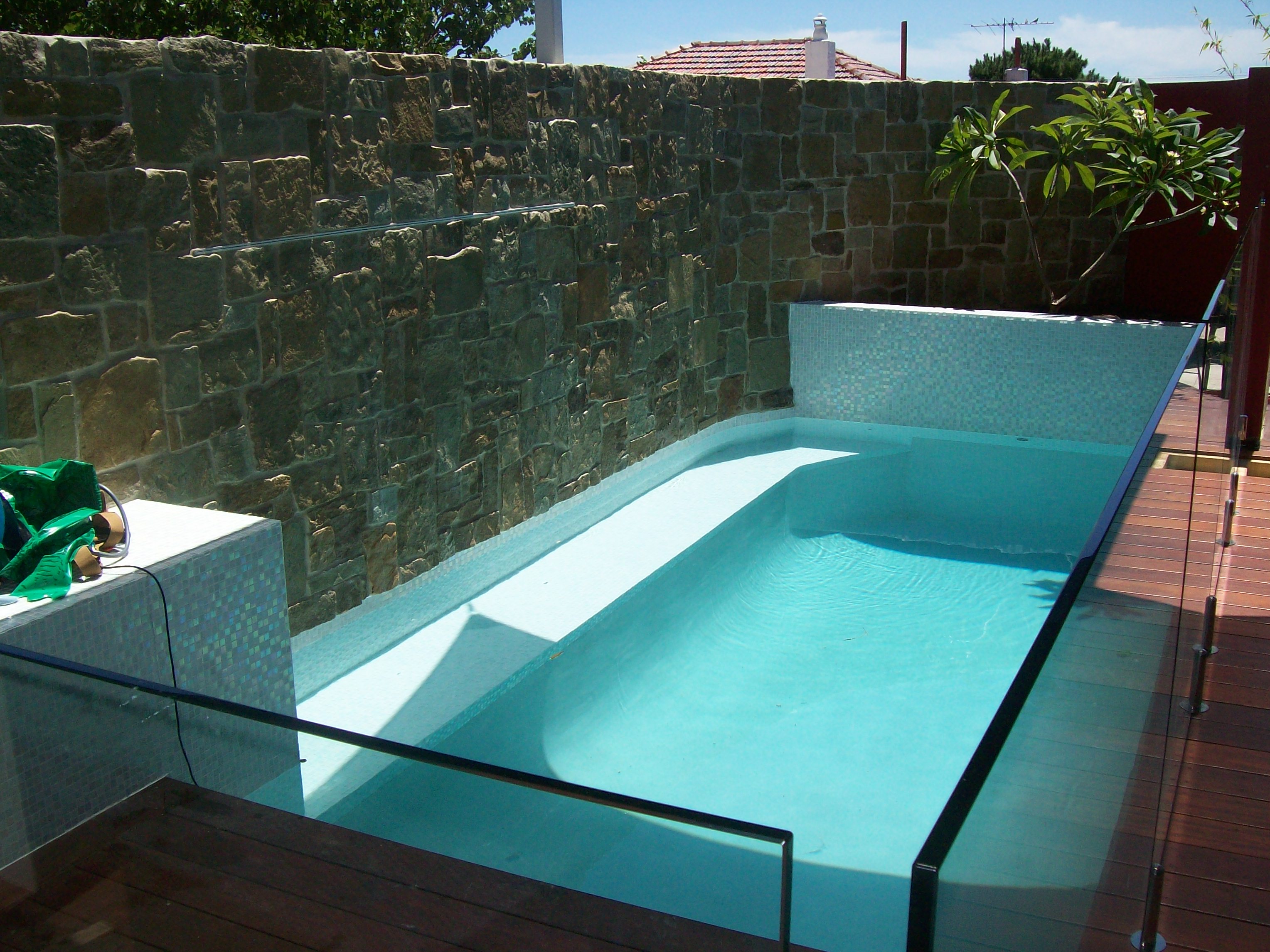 Malibu Pools - 100 0559 jpg